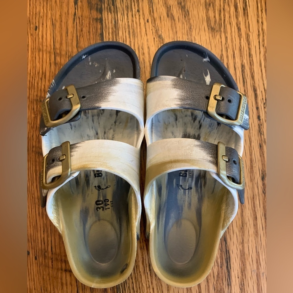 Birkenstock Kids Marbled Arizona Slip On Sandals Gray White green Size 30